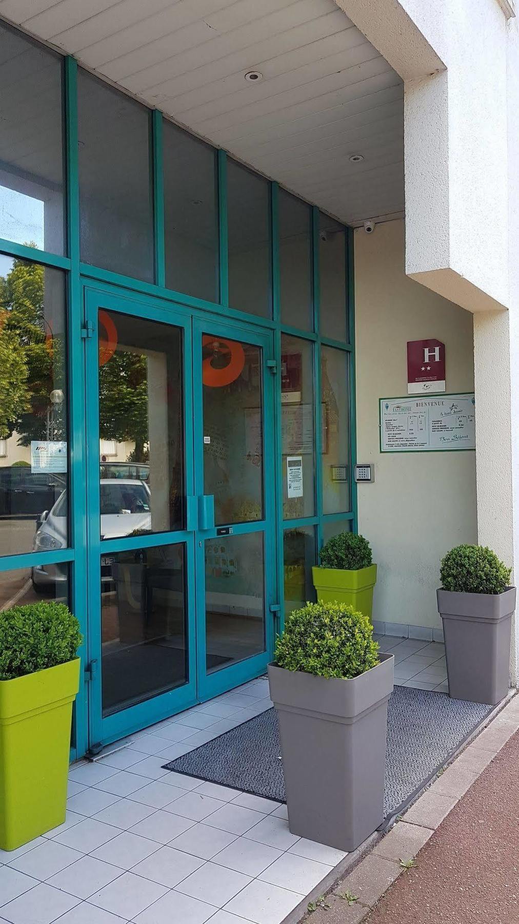 Fasthome Gonesse Exterior photo